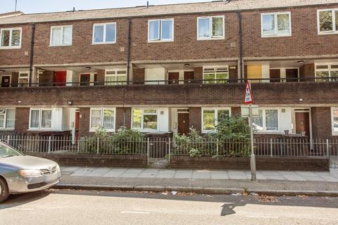 6 Swaton Road, London, E3 4ET