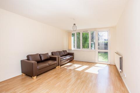 6 Swaton Road, London, E3 4ET