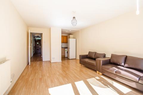 6 Swaton Road, London, E3 4ET
