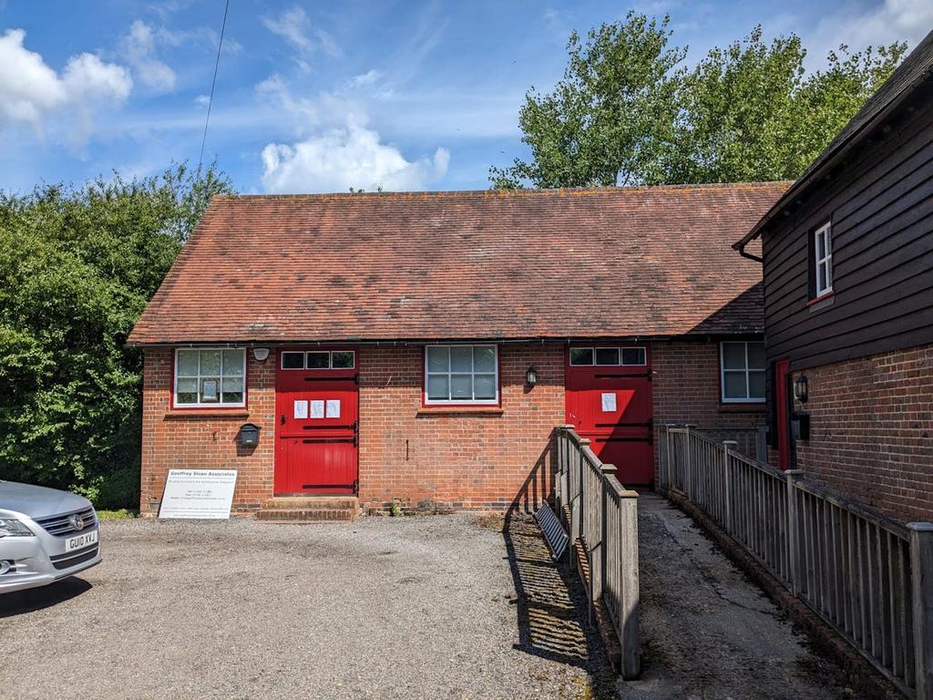 Unit 7, Ockley Court, Coles Lane, Dorking, RH5 5LS Office to rent £