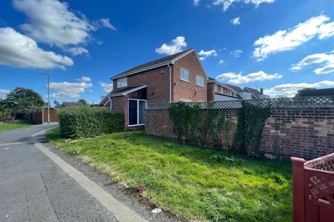 3 bedroom detached house for sale, Owl End Walk, Yaxley, PE7