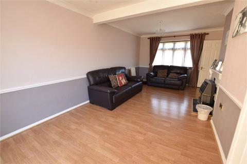 32 Crabtree Avenue, Romford, RM6 5EX
