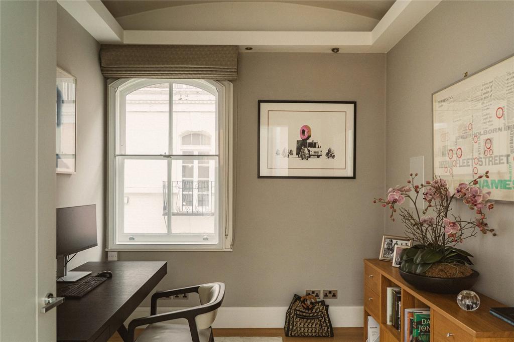 Study/ Bedroom