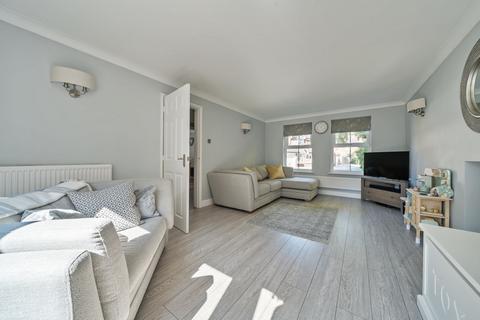 3 Frome Close, Lincoln, LN6 3DA