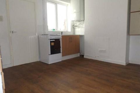 2 bedroom house to rent, Gladstone Street, Peterborough, Cambridgeshire, PE1