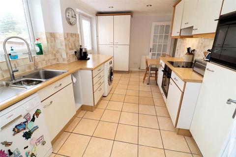 66 Lesney Park, Erith, DA8 3DU