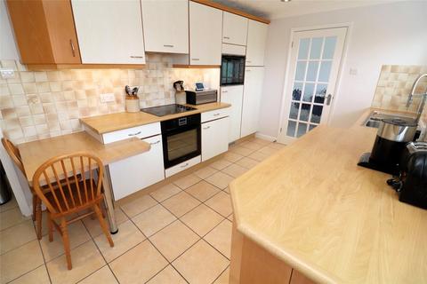 66 Lesney Park, Erith, DA8 3DU
