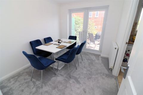 66 Lesney Park, Erith, DA8 3DU