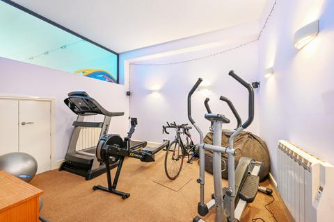 98 Greenways, Ovingdean, Brighton, BN2 7BL