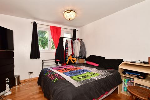 59 Argus Walk, Crawley, RH11 8BQ