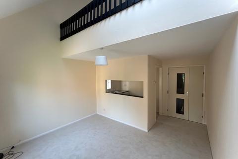 2 bedroom maisonette to rent, Turnpike Lane, Sutton