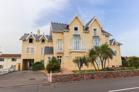 2 bedroom flat for sale, La Grande Route De La Cote, St. Clement, Jersey. JE2 6SE