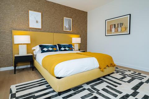 2 bedroom flat for sale, Hurlingham Waterfront, Carnwath Road, London, SW6
