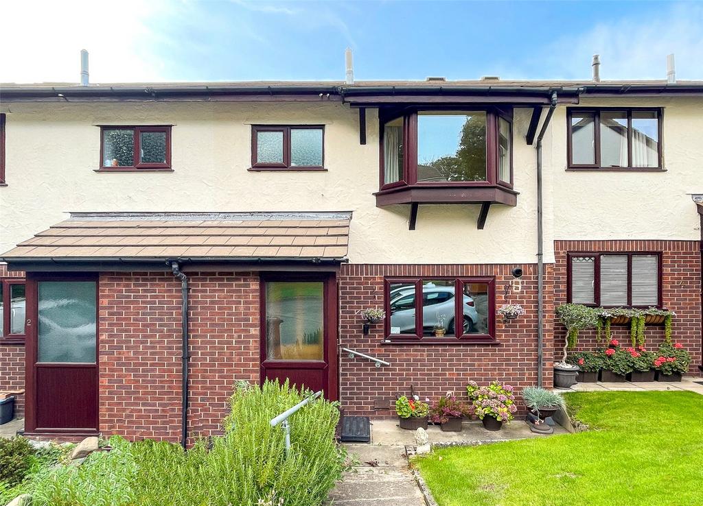 Fernbrook Road, Penmaenmawr, Conwy, LL34 3 bed terraced house for sale £150,000