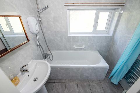 2 Moorside Road, Salford, M7 3PJ