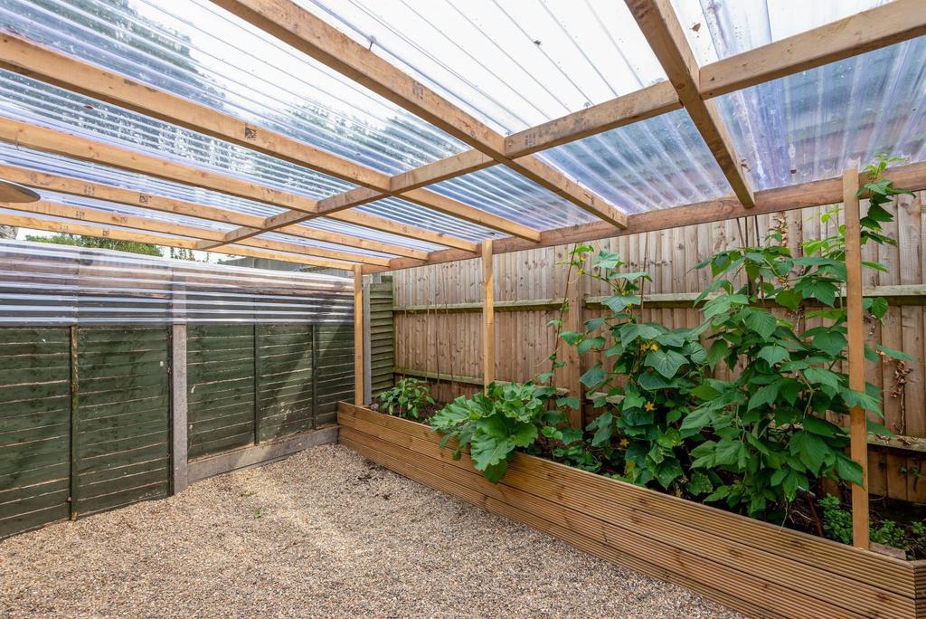 Garden/Shelter