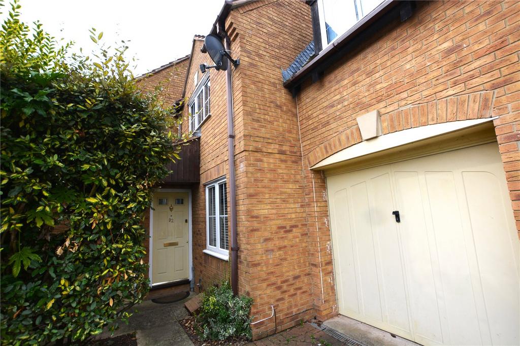 The Causeway, Quedgeley, Gloucester, Gloucestershire, GL2 2 bed