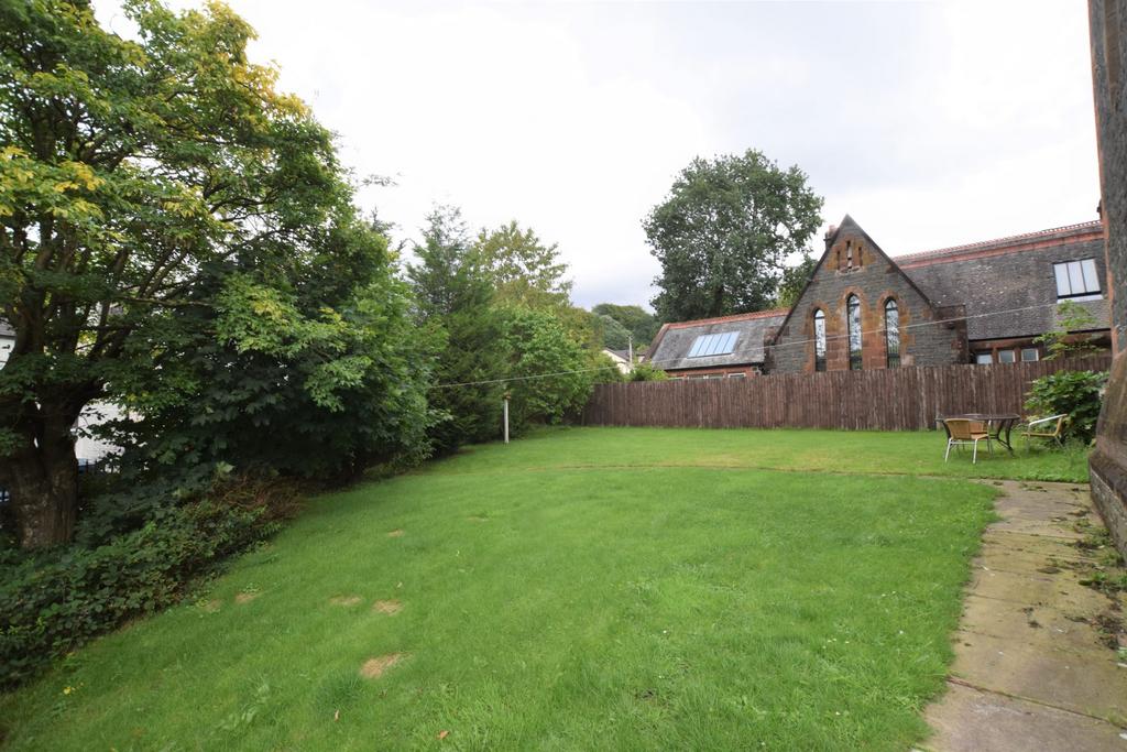4 St. Marys Church, Academy Road, Moffat, DG10 9 HP