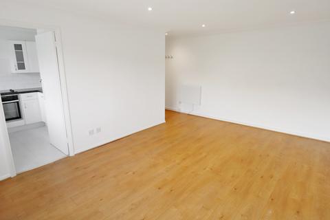 Studio for sale - Shortlands Close, Belvedere, Kent, DA17