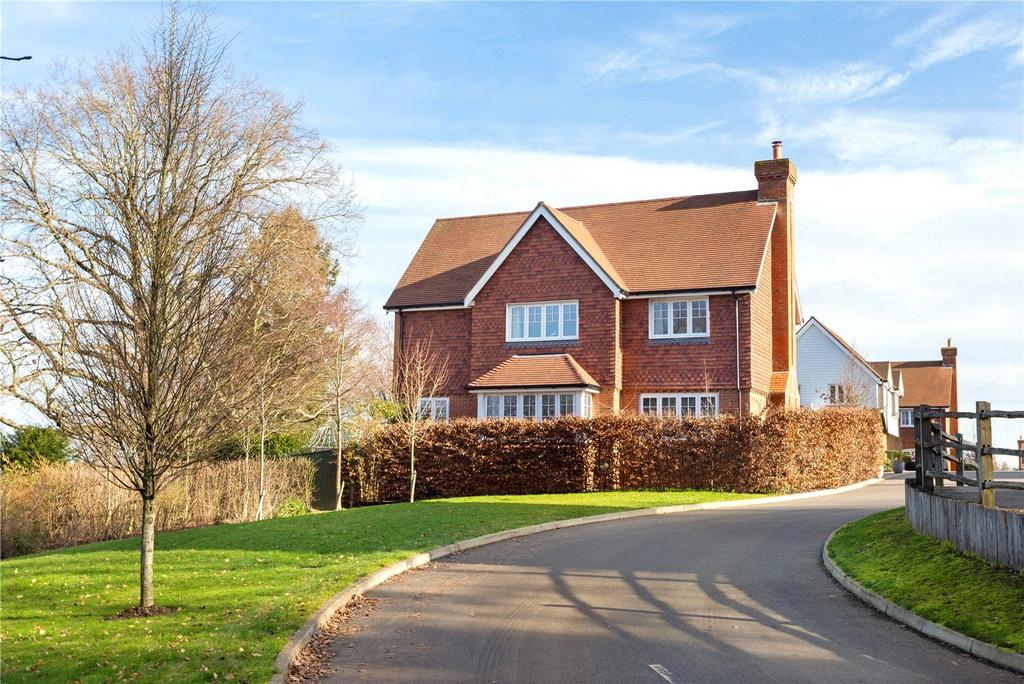 28 Mantell Close