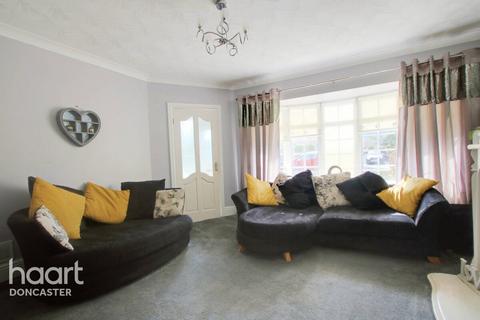 3 bedroom semi-detached house for sale, Shelley Grove, Doncaster