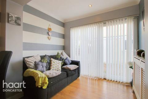 20 Shelley Grove, Doncaster, DN5 8BX