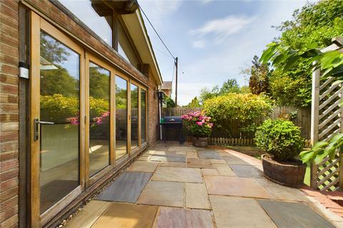 6 Tenaplas Drive, Upper Basildon, Reading, RG8 8SS