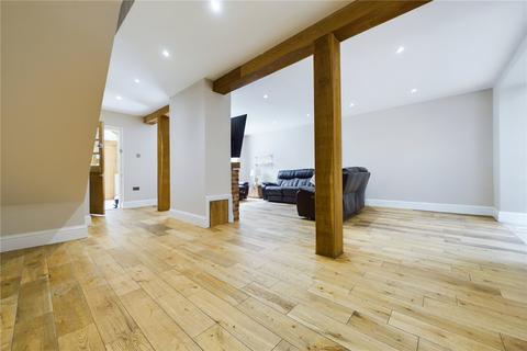 6 Tenaplas Drive, Upper Basildon, Reading, RG8 8SS