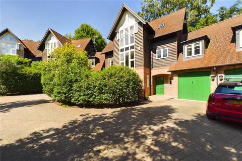 3 bedroom semi-detached house for sale, Formosa Place, Pangbourne, Reading, Berkshire, RG8