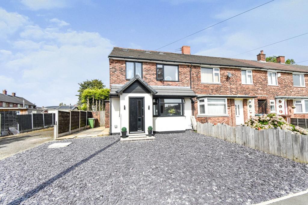 Sycamore Avenue, Radcliffe, M26 4 bed end of terrace house for sale £