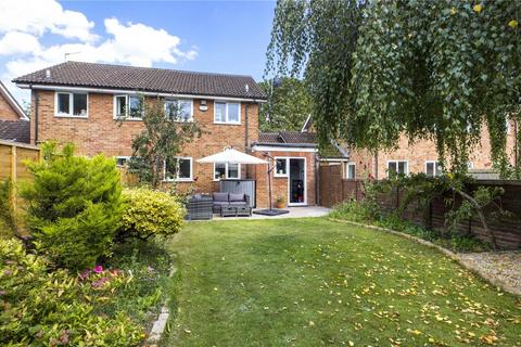17 Chestnut Close, Theale, Reading, RG7 5DF