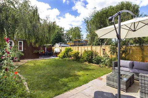 17 Chestnut Close, Theale, Reading, RG7 5DF