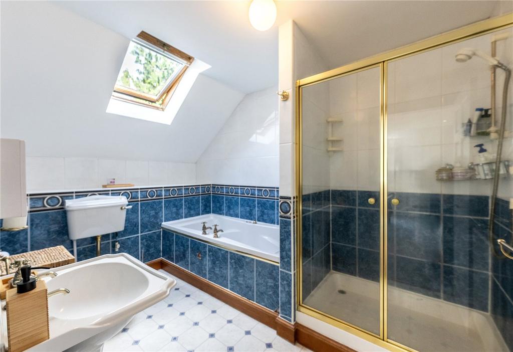 Ensuite