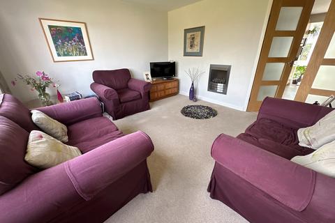 1 Glebe Close, Rolleston On Dove, Burton-on-trent, DE13 9BP