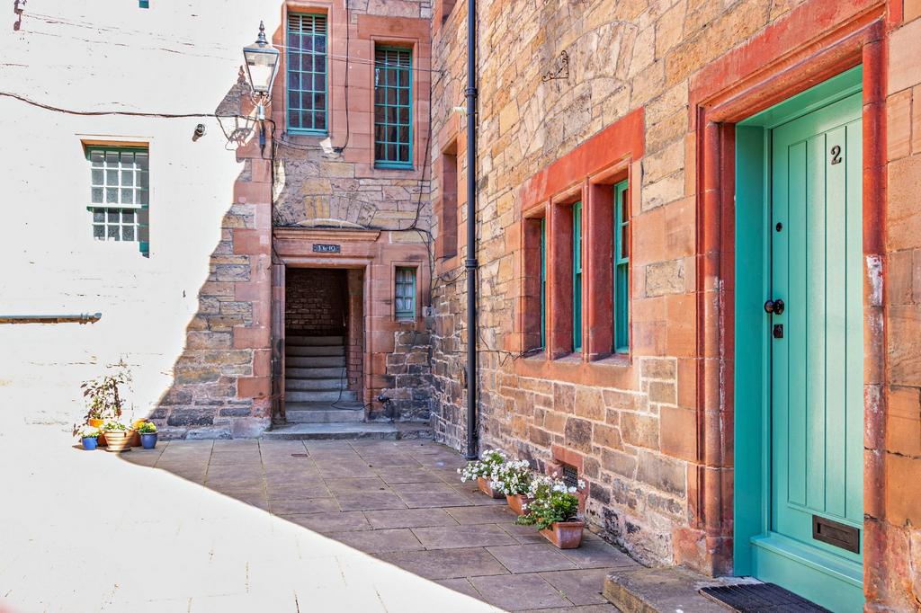 Private Entrance