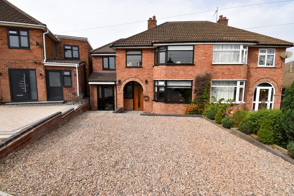 Sedgefield Drive, Thurnby, Leicester 4 bed semidetached house for sale