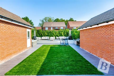 11 Elstar Road, Ongar, CM5 0FR