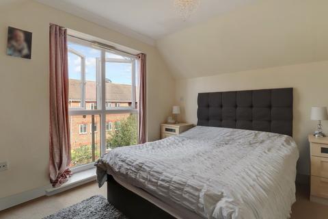 2 bedroom flat for sale, 3 York Road, Woking, Surrey, GU22