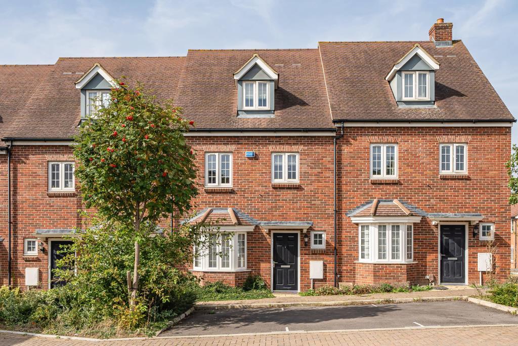 Botley, Oxford, OX2 4 bed terraced house for sale £440,000