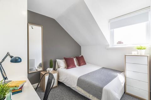 2 bedroom house to rent -  Winstanley Terrace, Leeds LS6