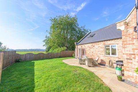 4 bedroom detached bungalow for sale, Main Road, Hundleby, PE23