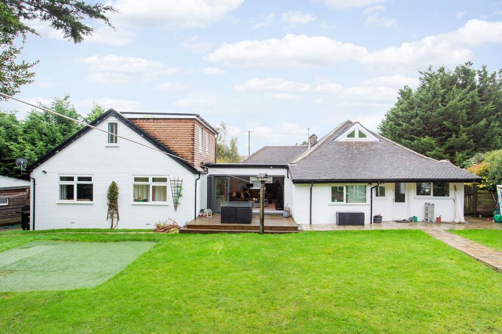 Ashford Road, Chartham, CT4 6 bed detached house £750,000
