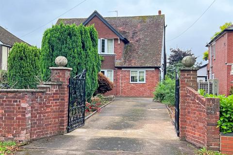 3 bedroom detached house for sale, Kings Acre Road, Kings Acre, Hereford, HR4