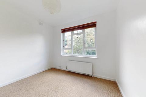 2 bedroom flat for sale, Adolphus Road N4 2AS