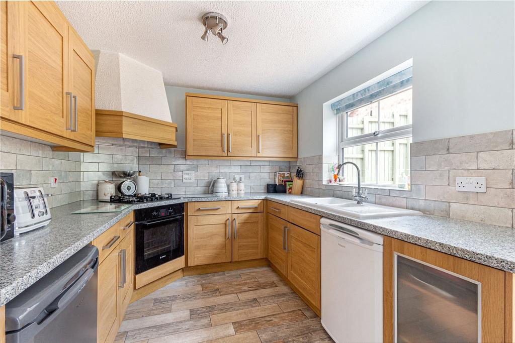 Ettingley Close, Wirehill, Redditch, Worcestershire, B98 4 bed detached house for sale £420,000