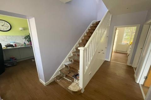 1 Park Avenue, Gravesend, DA12 1NS