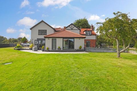 The Warren Fyfield Road, Ongar, CM5 0HQ