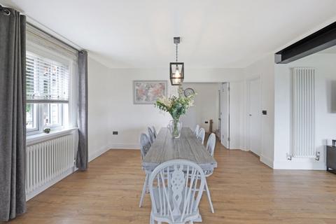 The Warren Fyfield Road, Ongar, CM5 0HQ