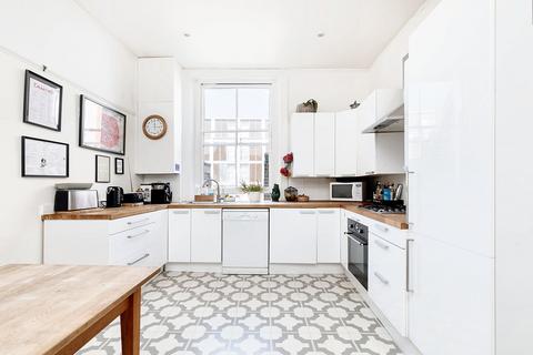 3 bedroom apartment for sale, Collingham Place, London, SW5