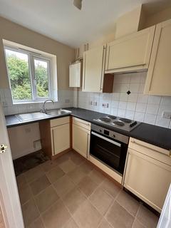 2 bedroom terraced house to rent, Wyvern Road, Ipswich IP3